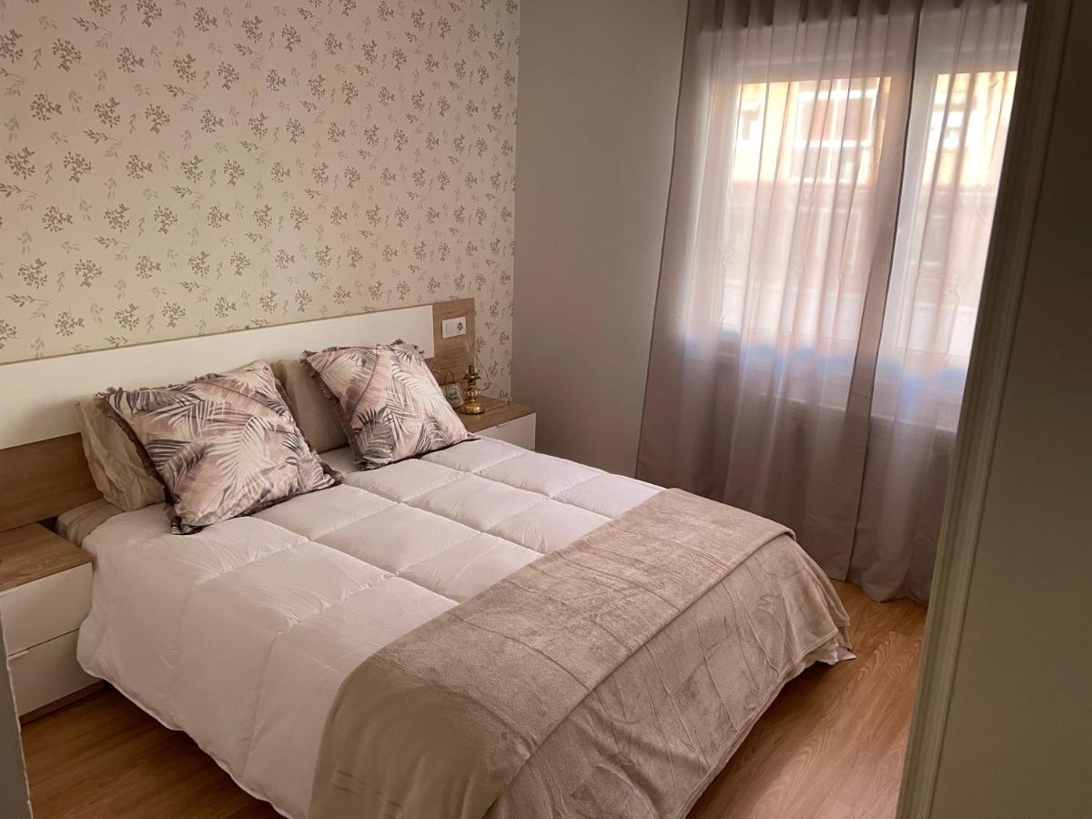 Apartamento Cuatro Estaciones Калаорра Екстер'єр фото