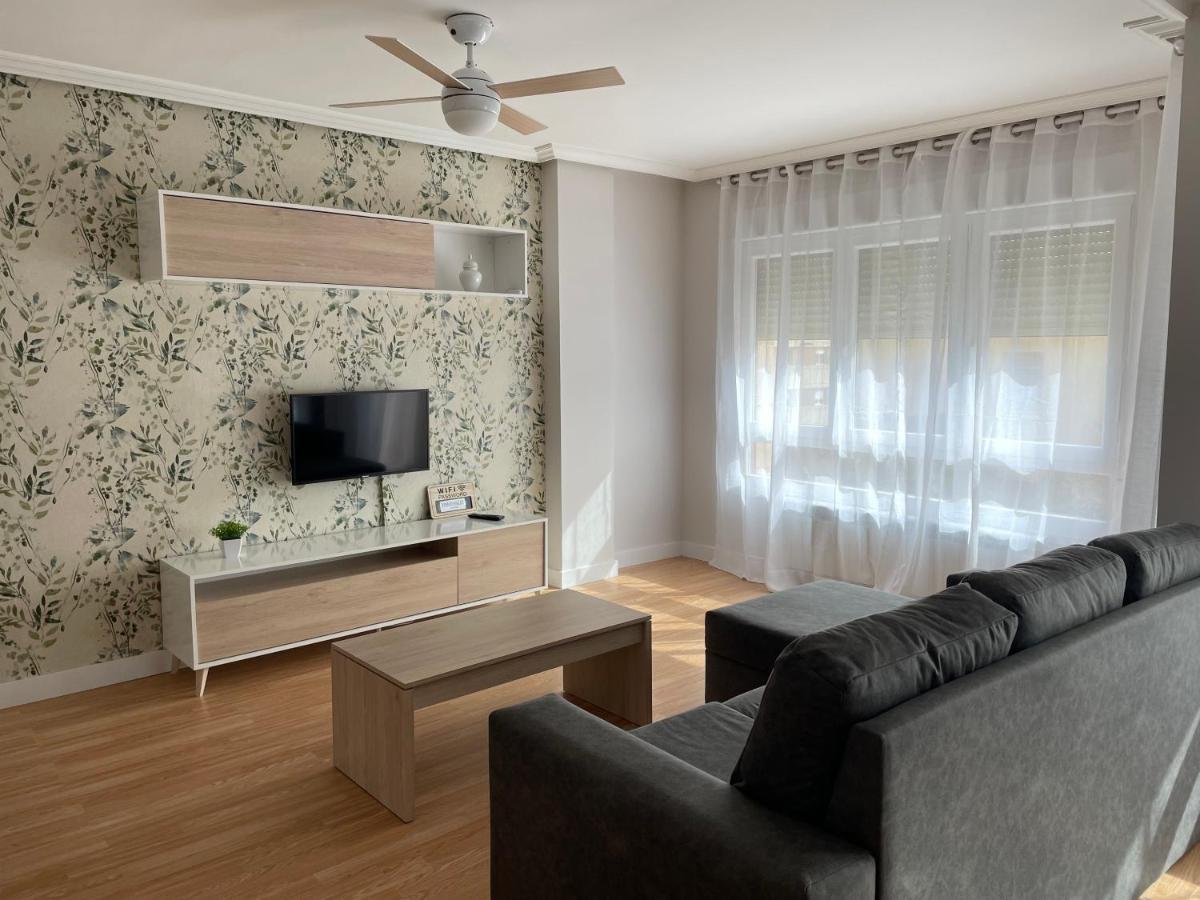 Apartamento Cuatro Estaciones Калаорра Екстер'єр фото