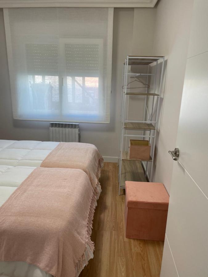 Apartamento Cuatro Estaciones Калаорра Екстер'єр фото